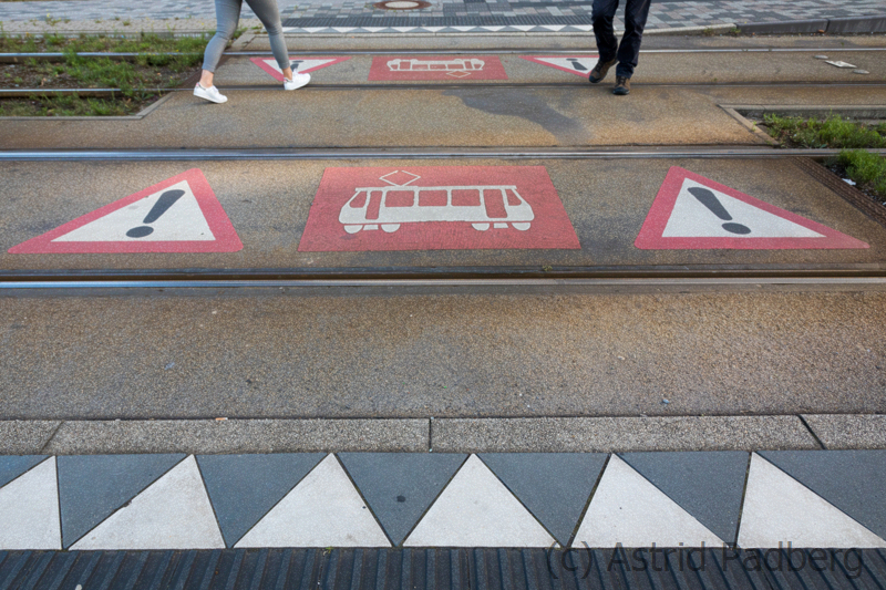 Übergang Straßenbahnhaltestelle Kesselstraße