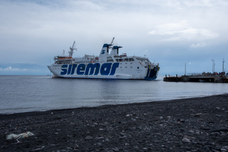 Fähre von Siremar