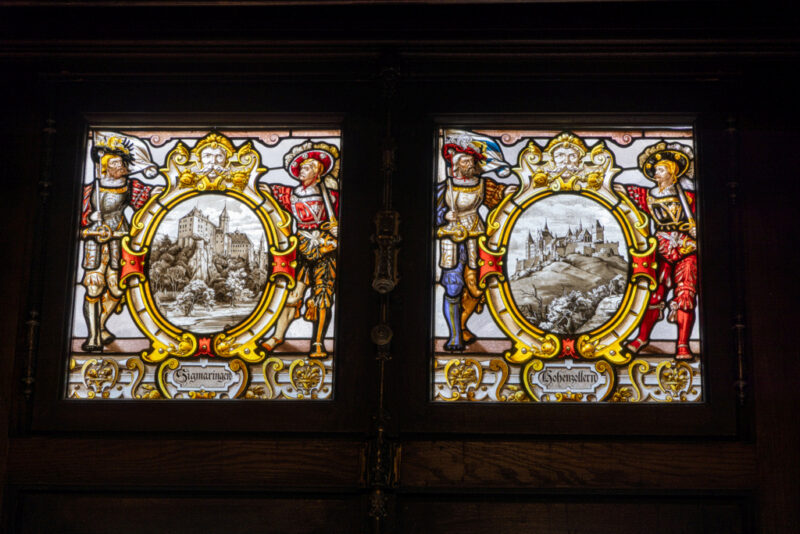 Schlösser Sigmaringen und Hohenzollern, Darstellung im Schloss Peleș