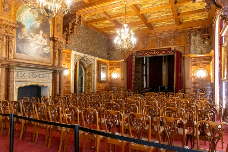Kino/Theater Schloss Peleș