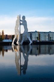 Molecule Man (Borowsky) Berlin, Osthafen