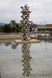 Tall Tree and the eye, Anish Kapoor