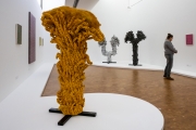 Pollen, 1986, Genähter und gefüllter Stoff, synthetische Fasern, Farbe, Metall, Yayoi Kusama