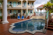 Tropical Mansion Suites