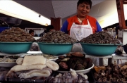 Welcome to Peru, Muschelverkäuferin