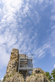 Bergfried Vorburg der Lauenburg