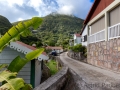 Windwardside mit Blick auf Mt. Scenery 