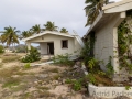 Verfallene Bungalows am Strand