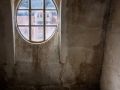 Unter dem Dach